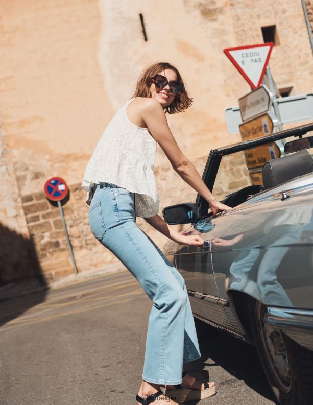 peplumtopje met broderie Boden X8VRNV1414 kleding vrouwen ivoor